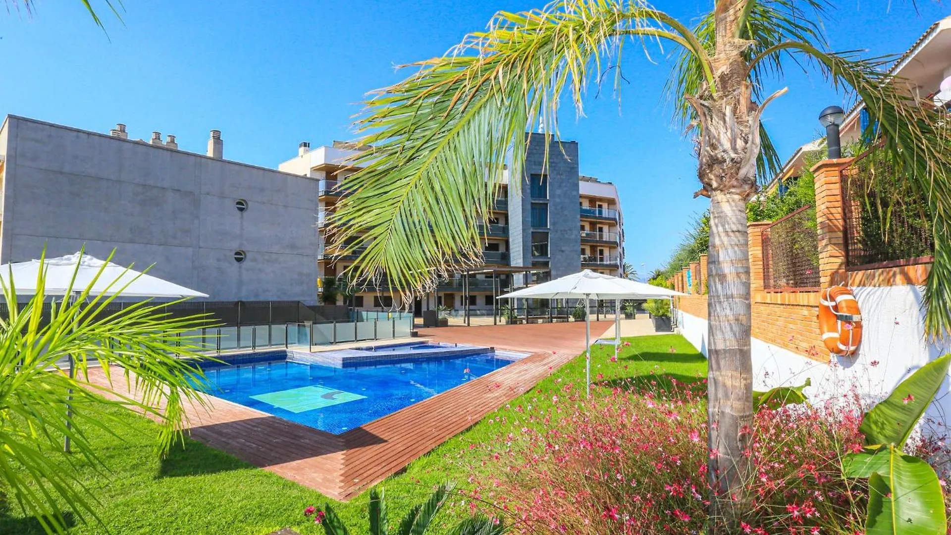 Tropicana Mar Litoral - Only Families Cambrils