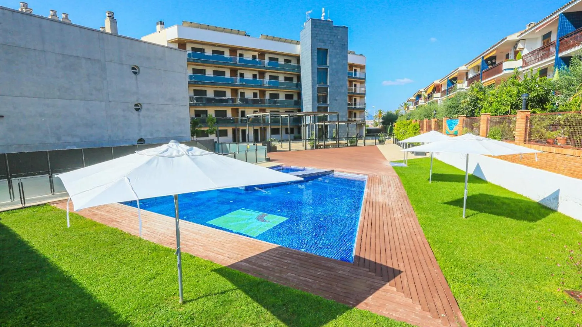 Tropicana Mar Litoral - Only Families Cambrils