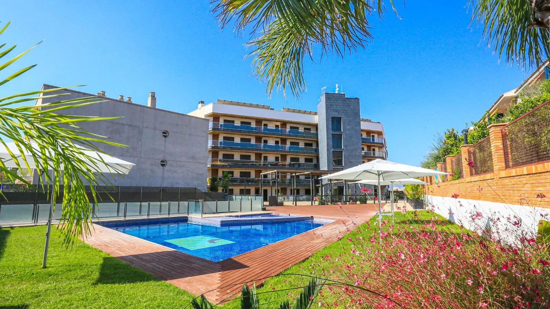 Apartment Tropicana Mar Litoral - Only Families Cambrils Spain